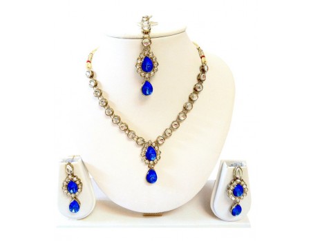 Apsara Plush Royal Blue Necklace Set With Maang Tika